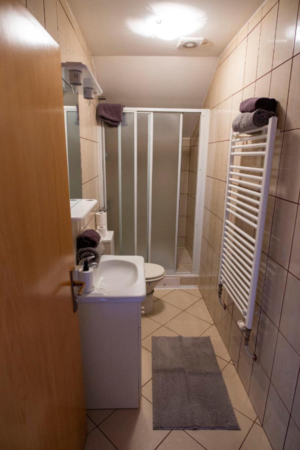 Papuk Apartment *